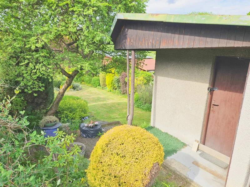 Zahrada s cihlovou chatkou N407, osada Na Vyhlídce, Šenov – fotografie 11